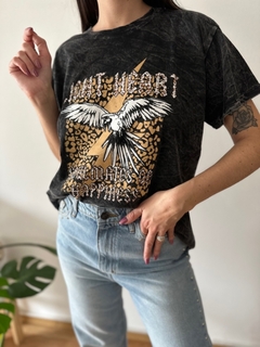 Remera Light Heart en internet