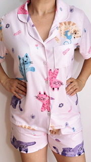 pijama lila gatitos