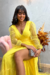 Vestido Suzana Amarelo na internet
