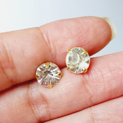 Brinco Redondo Zircônia Cristal Folheado a Ouro 18k - comprar online