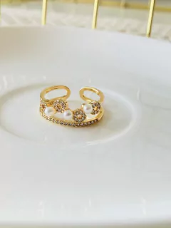 Anillo Arc flores perlado