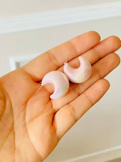 Arete cartera rosa