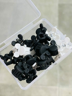 Caja de piojitos negras x 24 unds