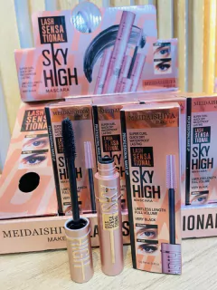 Pestañina Shy High