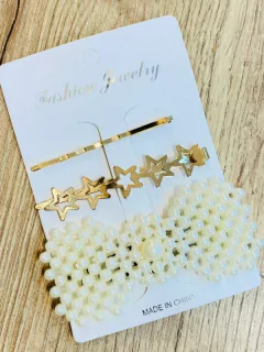 Pinza perlada X3 moño y estrellas
