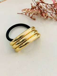 Pony cuff – Triple dorado lisa.