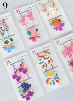 Set pinzas con moñas frutas