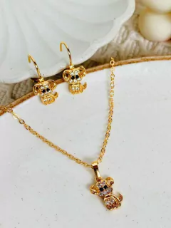 Set rodio – Virgen en corazón y perlas