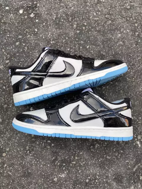 Nike Dunk Preto/branco (Sola azul)