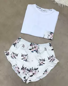 SET ANASTASIA (Short + remera) en internet