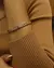 BRACELETE BANHADO: CRAVEJADO FRONTAL na internet