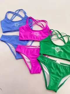 bikini beach en internet