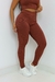Chegou a Calça Canelada 3D que vai transformar o seu look! na internet