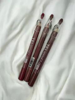 Lapiz delineador de labios TEI + sacapuntas - comprar online
