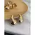Brinco liso virgula dourado