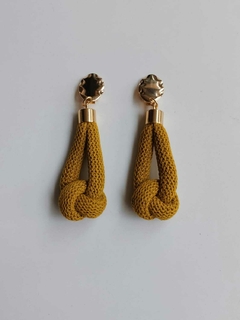 Brinco Joana em macramê - LOKKE Handmade - Joalheria Têxtil - Florianópolis-SC