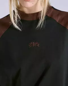 REMERA DARKLINE en internet