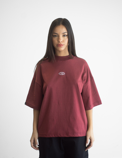 REMERA GLOBAL BORDO