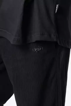 PANTALON CORDEROY BLACK en internet
