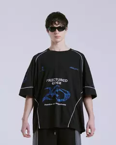 REMERA SHADOW