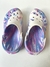 Imagen de CROCS Classic Marbled White/Pink/Blue Núm J1 (32-33)