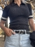Remera polo FOREVER 21 Black Dakota Talla S
