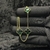 PULSEIRA VAN CLEEF TREVO VERDE EM VIDRO G - (UNISEX) - comprar online