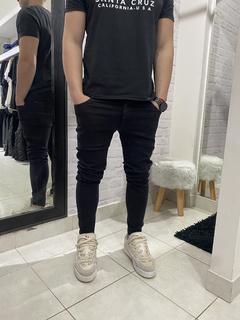 Pantalón babucha ajustado
