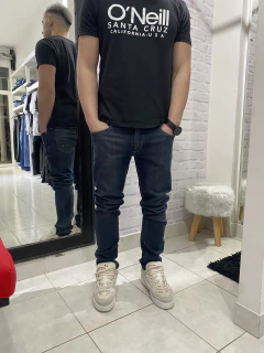 Pantalon jean chupín simple