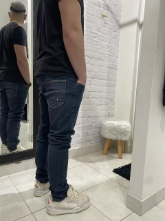 Pantalon jean chupín simple en internet