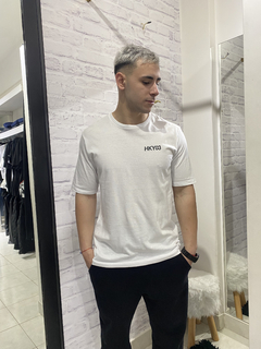Remera oversize HYK03