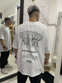 Remera oversize HUOKYSTG - comprar online