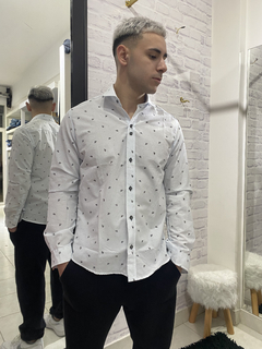 Camisa blanca con estampa