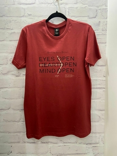 Remera EYES OPEN - tienda online