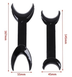 Retractores