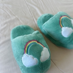 PANTUFLAS | PANTUFLONES DE ARCOIRIS en internet