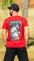 CAMISETA - ESTÁTUA - VERMELHA