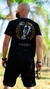 camiseta preta estampa estátua anjo na internet