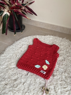Chalequito rojo con florcitas - comprar online