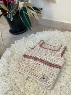 Chalequito bebé en tonos rosas - comprar online