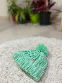 Gorrito bebé verde agua