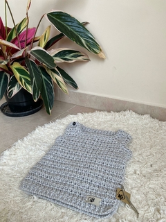 Chalequito bebé gris perla - comprar online
