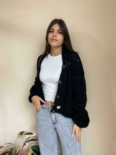 Cardigan negro en internet
