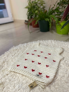Chalequito bebé corazones