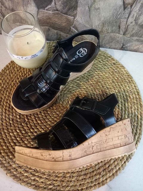 sandalia taco chino bajito