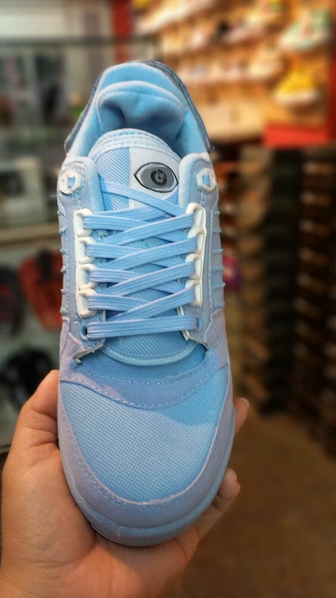 ZAPATILLA BENITO CELESTE