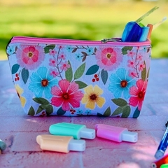 Cartuchera Tubo Escolar simil NEOPRENE SUBLIMADA con cierre - comprar online