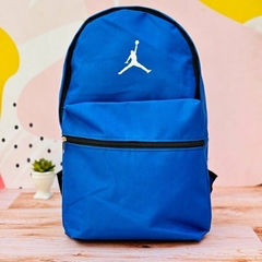 MOCHILA ESCOLAR DE CORDURA 40 X 30 CM JORDAN - comprar online