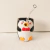Copinho Pinguim com canudo na internet