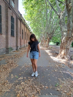 REMERA VANINA CON STRASS - comprar online